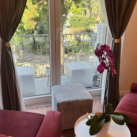 Ac Gold Boutique & Nocleg ze śniadaniem