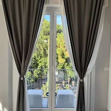 Ac Gold Boutique & 4*