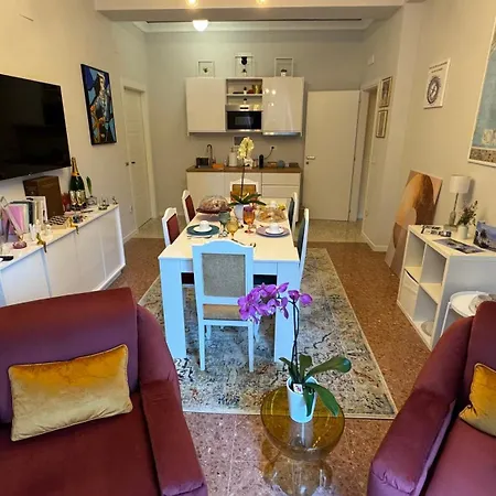 Ac Gold Boutique & Bed & Breakfast