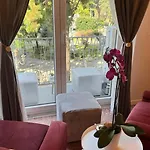 Ac Gold Boutique & Bed & Breakfast