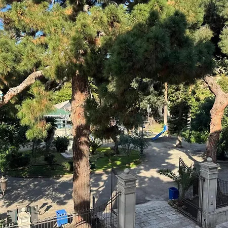 Couette-café Ac Gold Boutique Rooms&suite