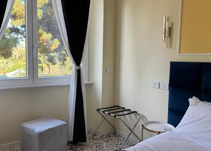 Ac Gold Boutique & Bed and Breakfast