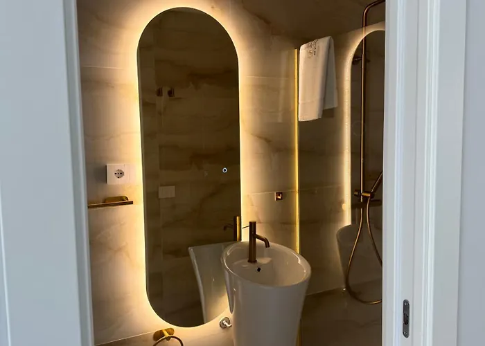 Ac Gold Boutique & Ρέτζιο ντι Καλάμπρια