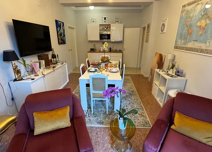 Ac Gold Boutique & Bed and Breakfast